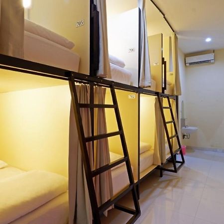 V Canggu Dormitory 外观 照片
