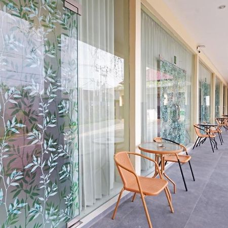 V Canggu Dormitory 外观 照片